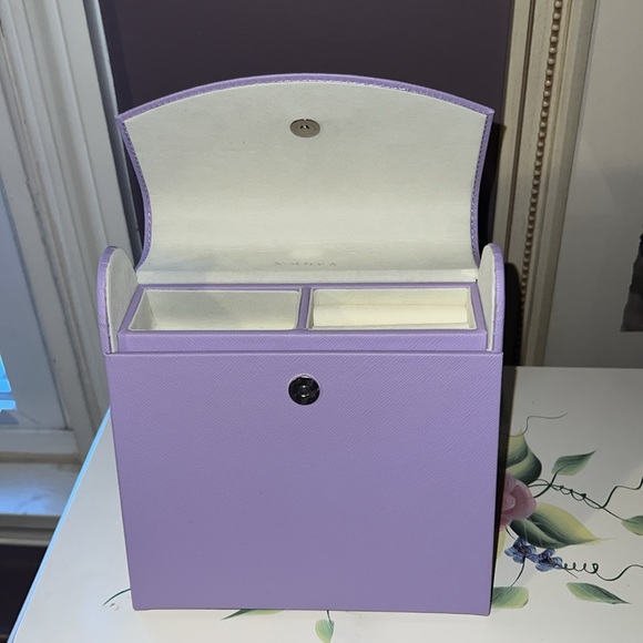 Starter Jewerly box for a little girl 💜 - Picture 4 of 6